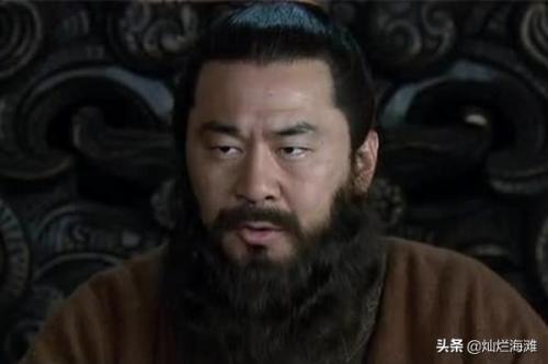 投鼠忌器是什么意思啊(投鼠忌器成语故事)插图