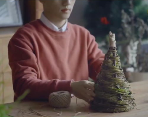 圣诞树手工制作方法(圣诞树手工制作简单又漂亮)插图6
