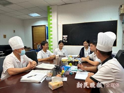 上海高中学校食堂排名前十(上海民办高中排名)插图2
