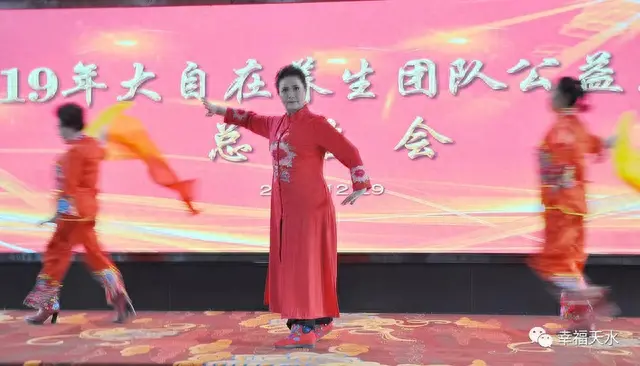 胡元君(空姐出轨24次丈夫还不愿离婚)插图27