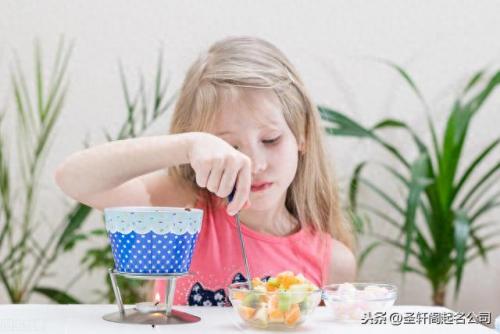 美欣雅(美欣雅连衣裙)插图