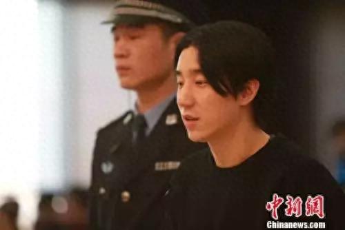 房祖名吸毒被抓(房祖名涉毒被抓时间)插图13
