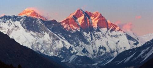 世界上高度排名前十的山峰(全世界排名前五的山峰)插图1