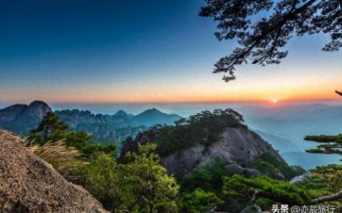 安徽旅游排名前十(安徽最漂亮的三个古镇)