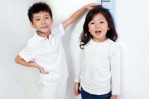 男孩在家怎么自己玩自己(男孩如何自己玩)插图1