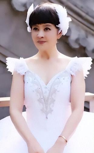 鲜花朵朵演员(饰演朵朵的演员是谁)插图4