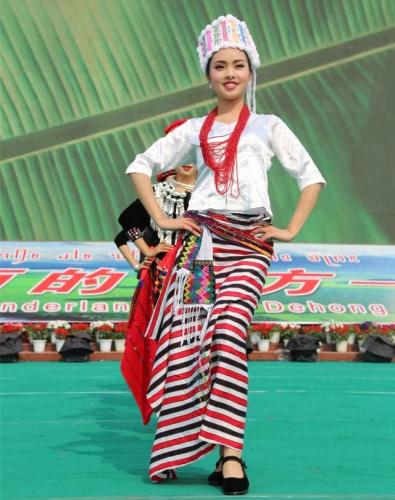 景颇族的特点和风俗(景颇族的特点和习俗)插图