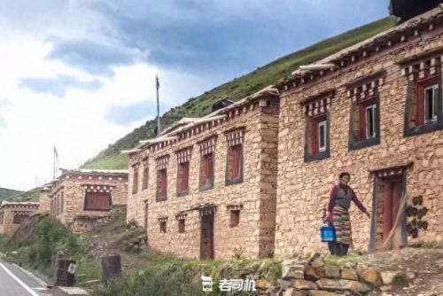 宜昌跑车排名前十(宜昌红色跑车)插图29