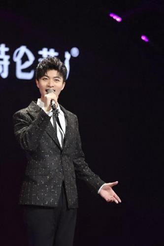 还珠格格3插曲(还珠格格12首歌曲)插图2