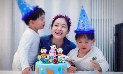 过珊彤(秀丽江山珊彤怀孕大肚子)插图18
