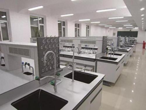 吉林大学附属中学(吉大附属一老师自尽)插图5