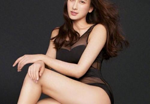 女星三角裤看到毛(女运动员穿三角裤引争议)插图4
