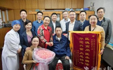 英勇朱阿姨(神勇朱阿姨)