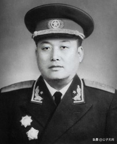 开国将军名单(开国中将)插图16
