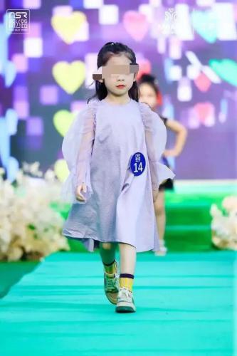 一根绳三点泳衣(女式小三点式泳衣)插图