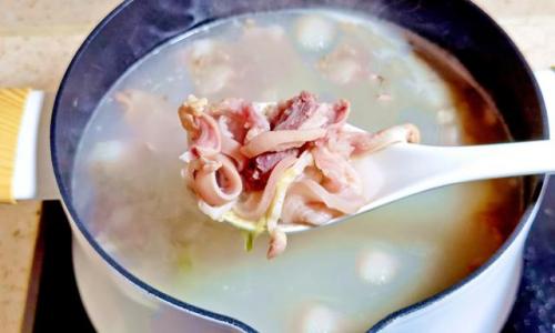 羊排怎么炖好吃又烂没腥味(炖羊排三放三不放)插图1
