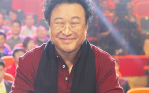 张俊以简历(张俊以谈朴槿惠爱情)