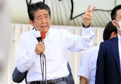 安培晋三简介(安倍晋三是谁杀的)插图