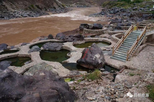 拉萨最美温泉排名前十(拉萨温泉有哪些地方)插图4