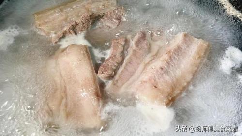 草菇老抽(草菇老抽多少钱一瓶)插图2