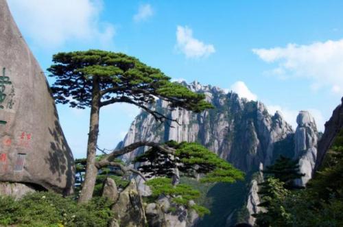 安徽风景(安徽自驾游经典线路家庭用)插图1