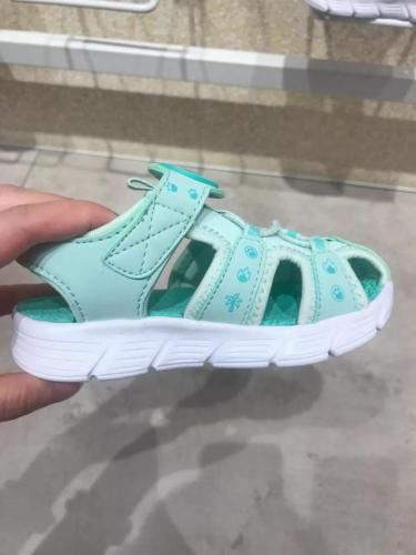 儿童凉鞋牌子排名前十(小孩凉鞋十大品牌)插图41