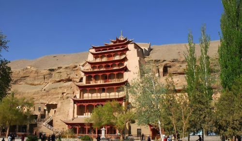莫高窟建筑规模排名前十(莫高窟的建筑特点是什么)插图