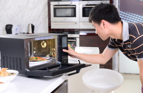 微波炉光波炉哪个好(现在买光波炉还是微波炉)插图