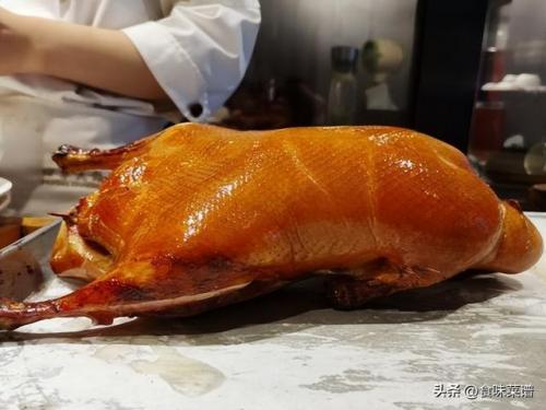 北京烤鸭哪里好吃(全聚德烤鸭多少钱一只)插图12