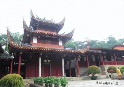 国内最美和尚排名前十(十大最帅和尚排名)插图5