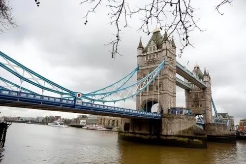 英国伦敦塔桥(英国泰晤士河上的桥)插图13