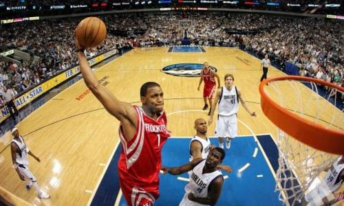 美国扣篮历史排名前十(nba历史十大扣篮)插图2