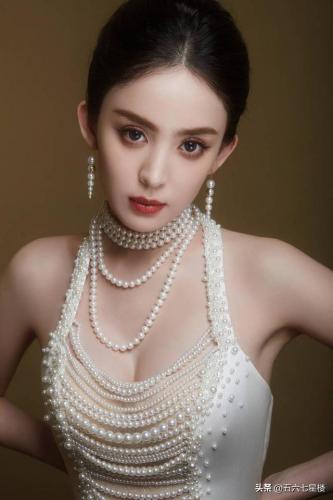 古力娜扎(古力娜扎惊艳写真集)插图9
