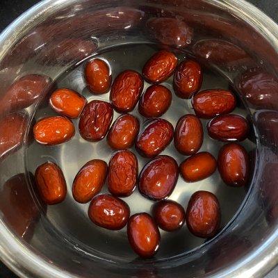奶枣是什么样的(来姨妈能吃牛奶枣吗)插图2