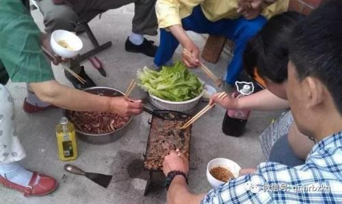 芭比q了什么意思梗(芭比q是什么意思)插图19
