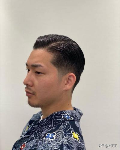 今年最流行的男发型(头行最新款男流行造型)插图10