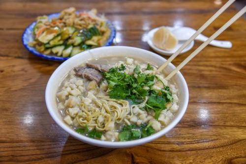 银川景点美食排名前十(银川新一中美食一条街)插图1