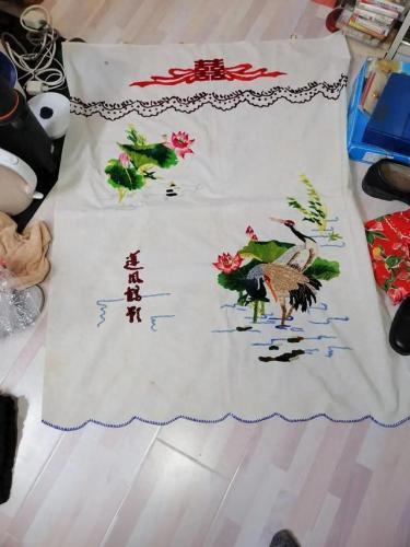 刺绣门帘(民国晚期绣花丝绸刺绣大门帘全图)插图