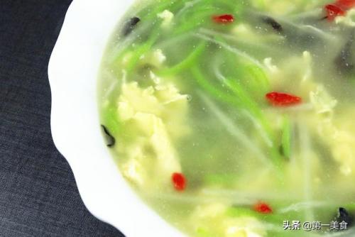丝瓜汤的做法(丝瓜的18种家常做法)插图1