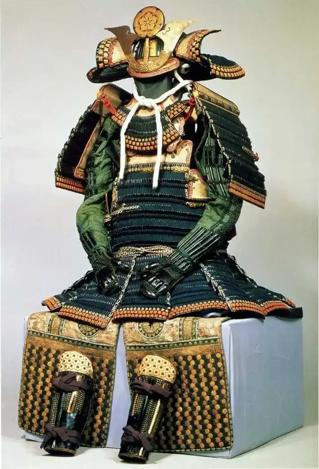游戏铠甲武器排名前十(五行铠甲有几个武器)插图3