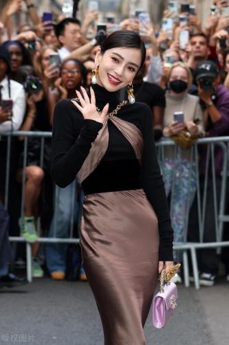 网络十大美女(网络十大美女是男生)插图1