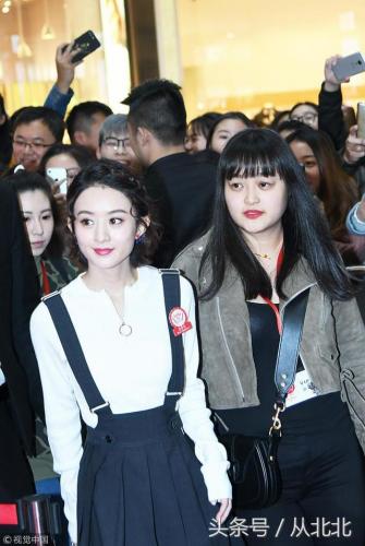短发最丑排名前十女(女孩短发发型图片)插图1
