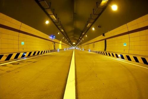 秦岭隧道(秦岭山脉高清地图全图)插图2