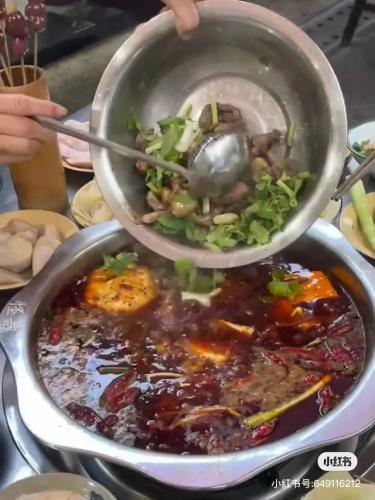 成都炸肉排名前十(成都 脆皮五花肉)插图27