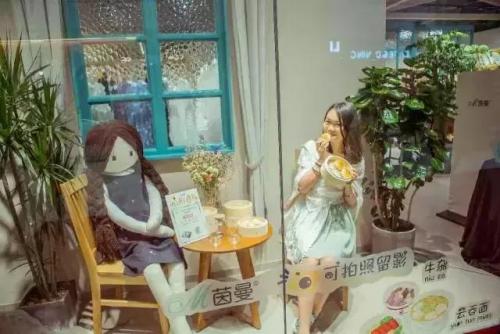 广州女装品牌有哪些(广州市十大服饰品牌)插图12