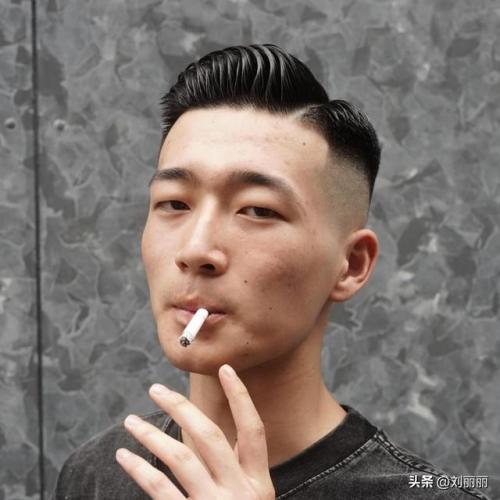 今年最流行的男发型(头行最新款男流行造型)插图9