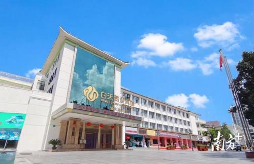 肇庆婚宴餐厅排名前十(肇庆婚宴一般有什么菜)插图10