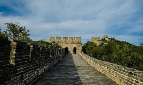 八达岭温泉度假村(春晖园温泉门票多少钱)插图1