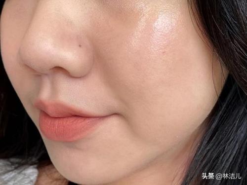 雅诗兰黛特润(雅诗兰黛特润修护肌活精华露多少钱)插图2