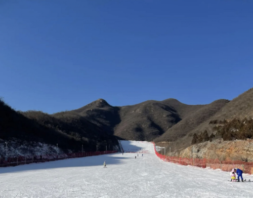 北京滑雪场哪个好(北京滑雪场包含酒店)插图3